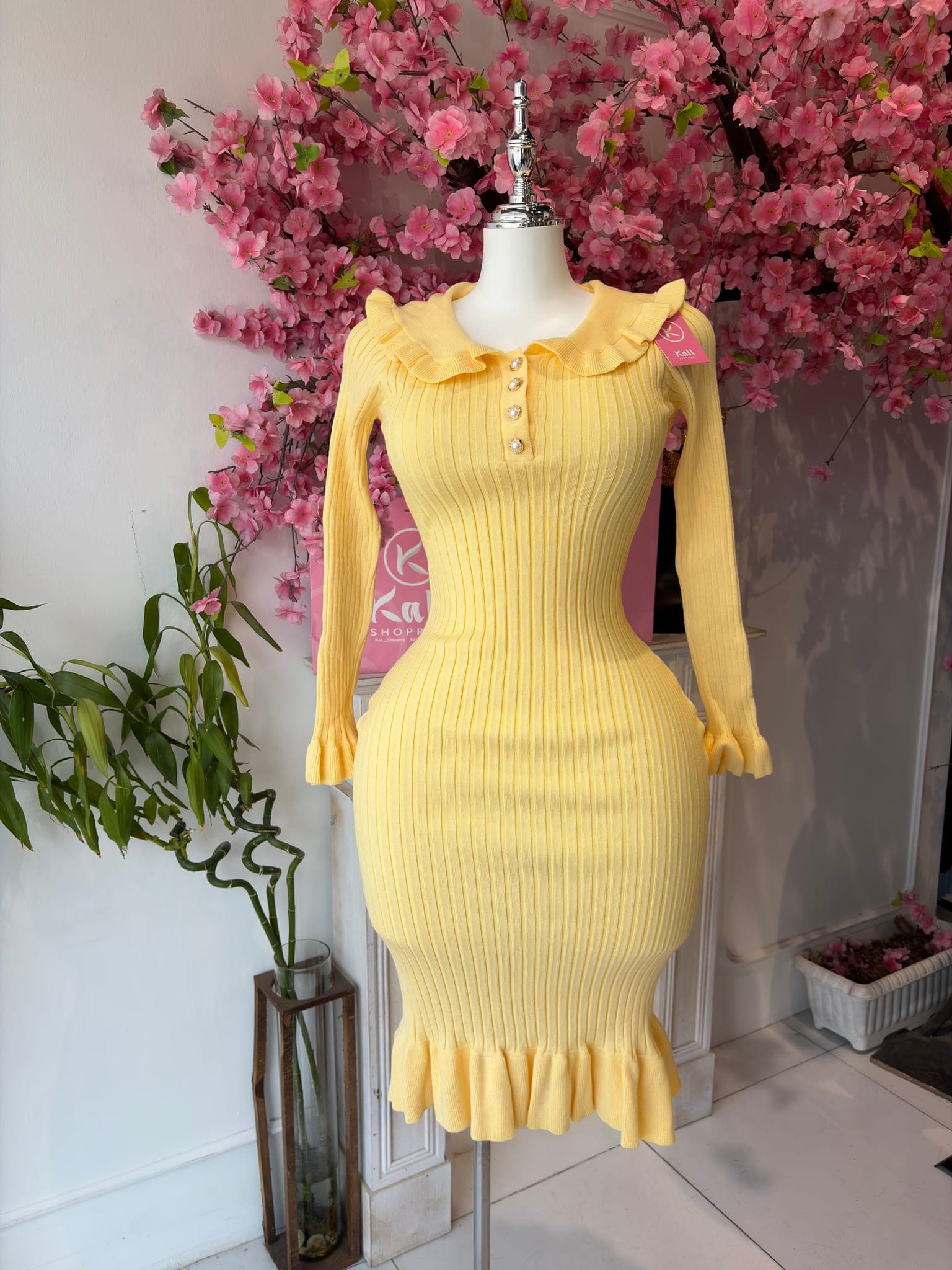 Ribbed Knit Ruffle Hem Dress – image 2