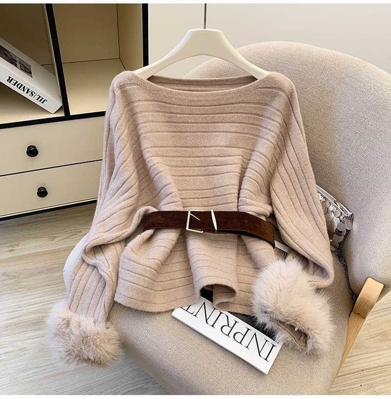 Ribbed Knit Sweater With Faux Fur