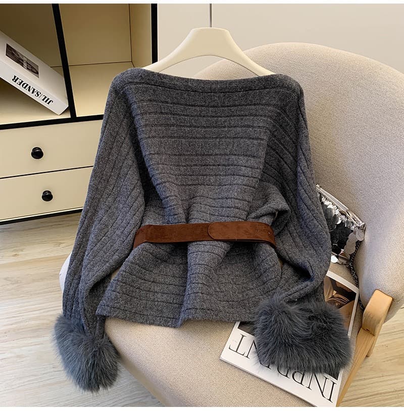 Ribbed Knit Sweater With Faux Fur – image 9