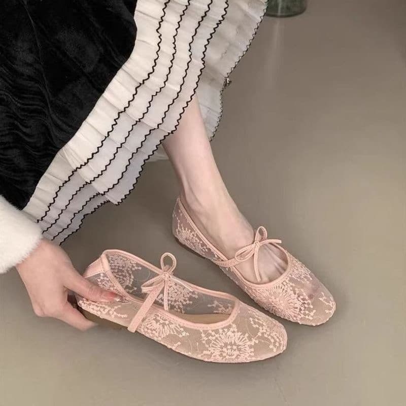 پێڵاوی بالێرینای دانتێلی شیک – وێنەی 2