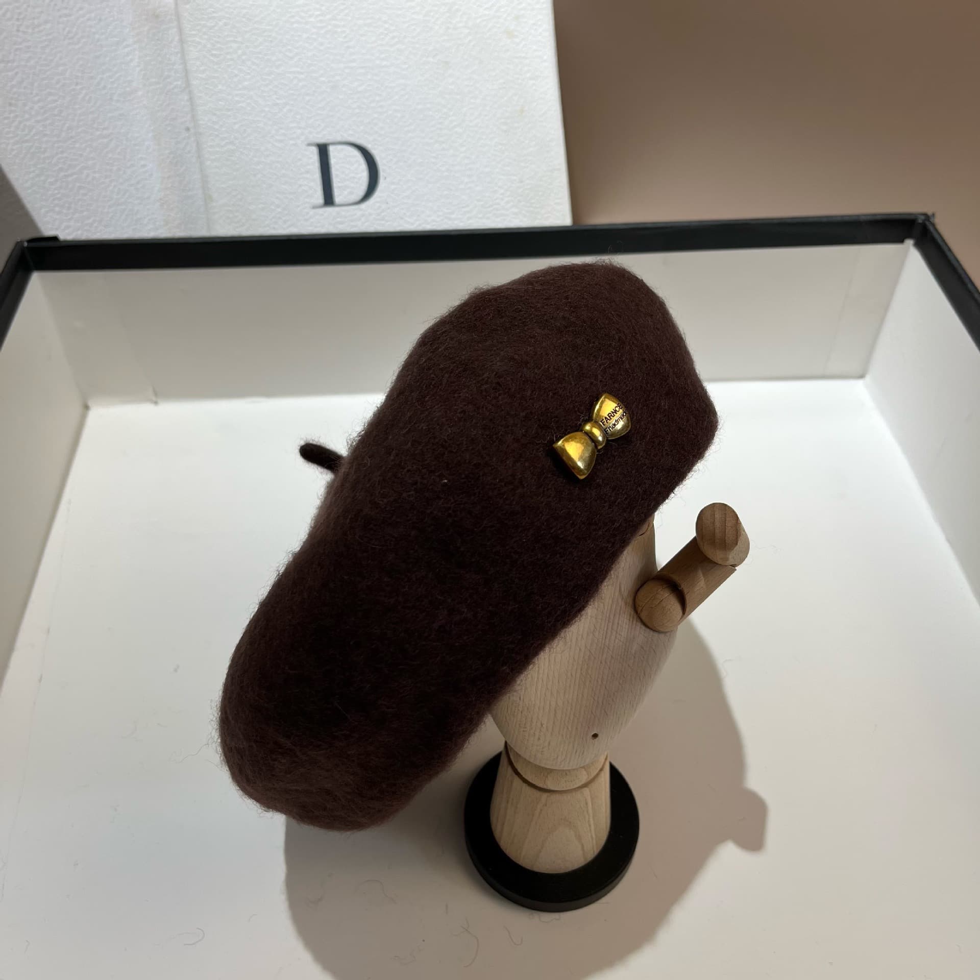 Elegant Wool Blend Bow Beret – image 7