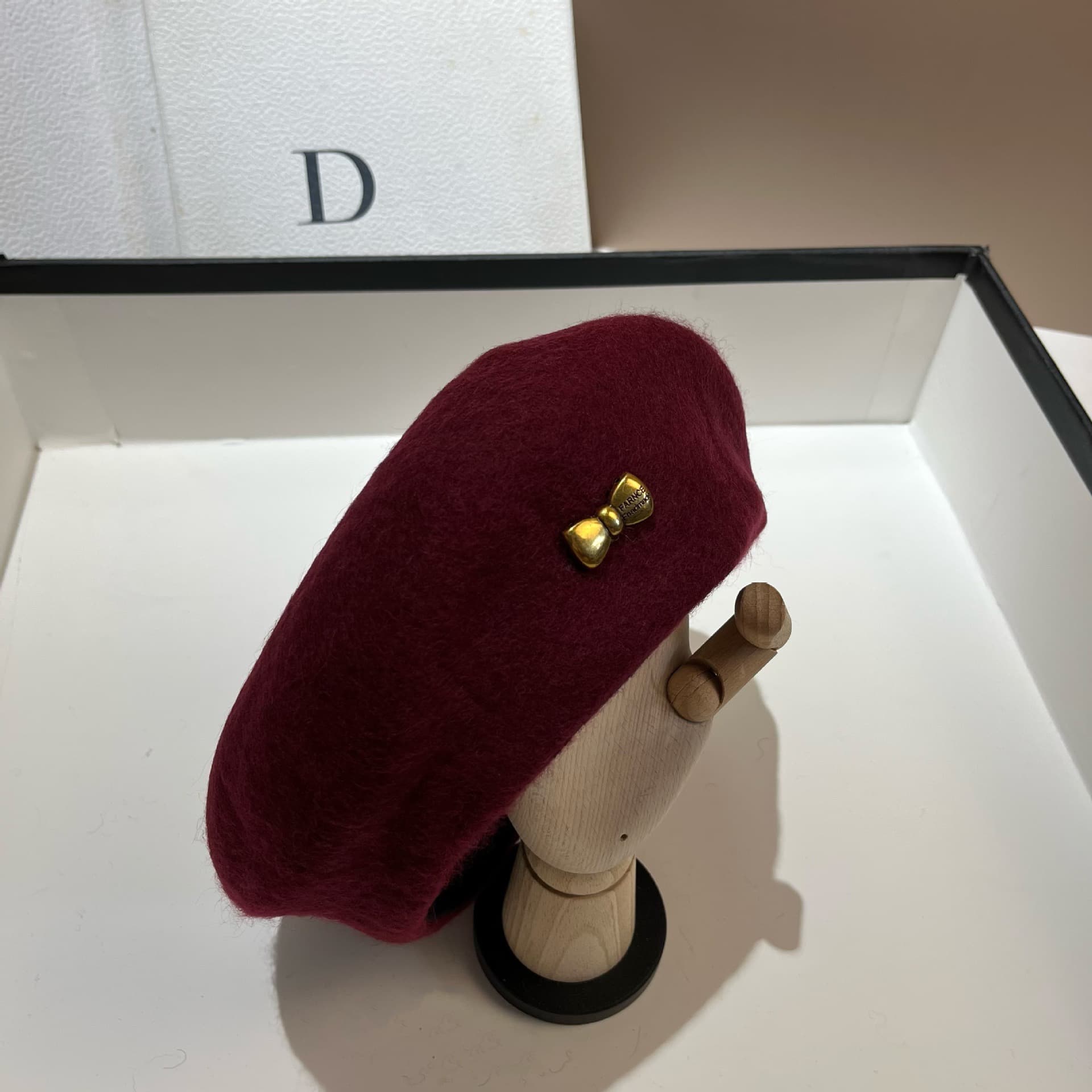Elegant Wool Blend Bow Beret – image 4