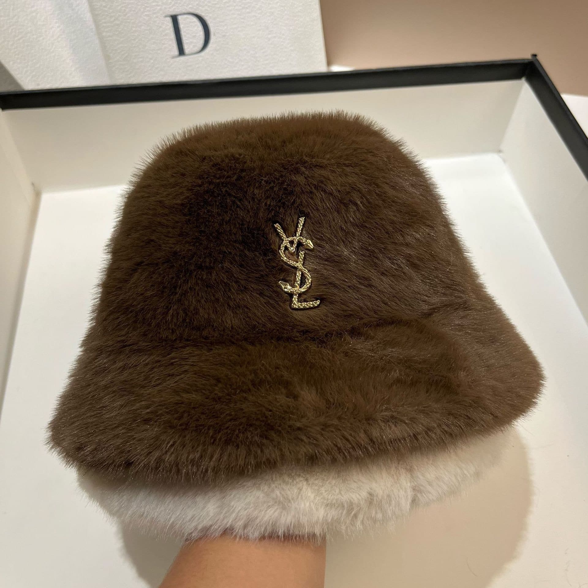 Plush Faux Fur Bucket Hat
