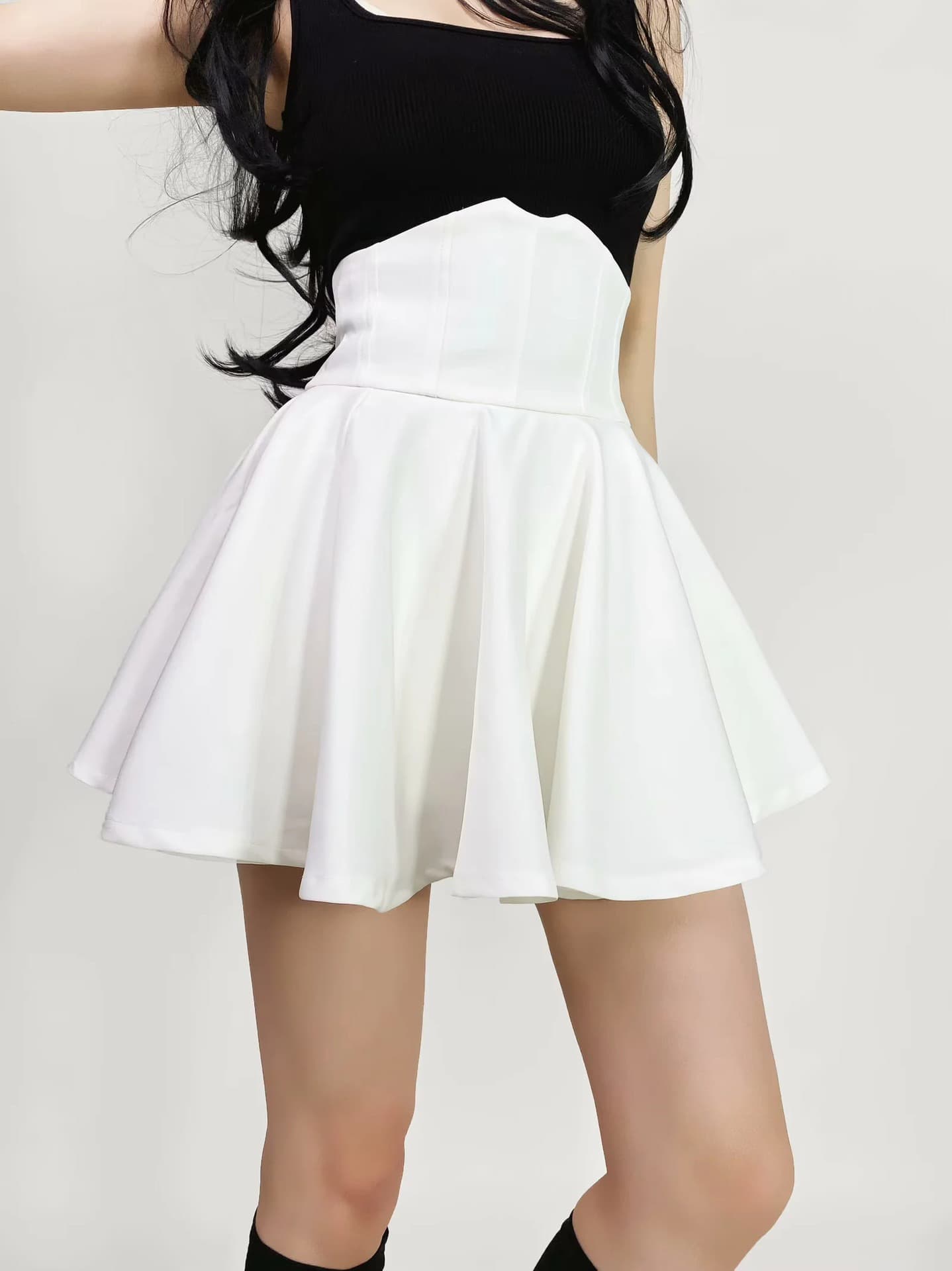 High-Waisted Pleated Mini Skirt – image 5