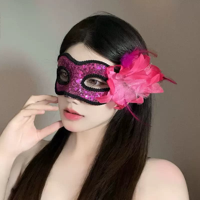 Elegant Masquerade Party Mask