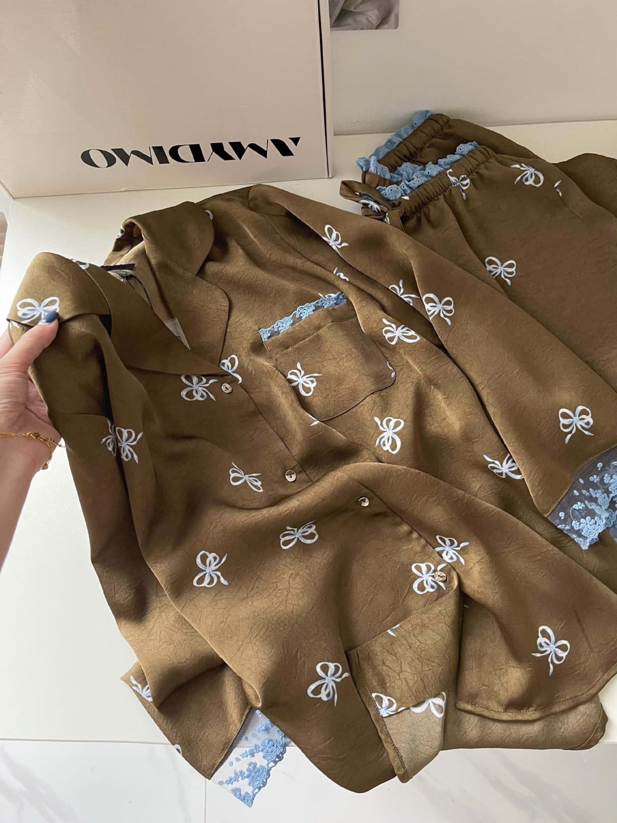 Bow Print Satin Pajama Set – image 2