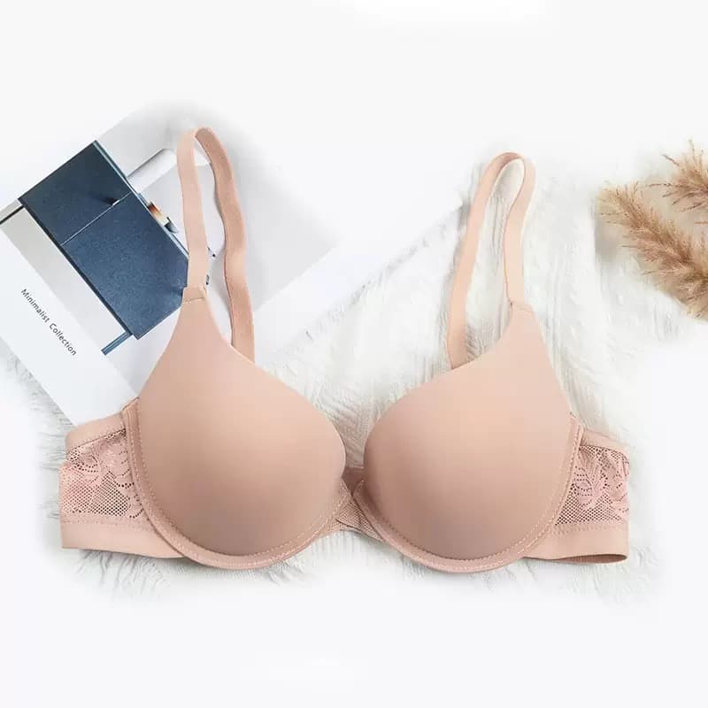 Seamless Lace Trim Bra – image 2